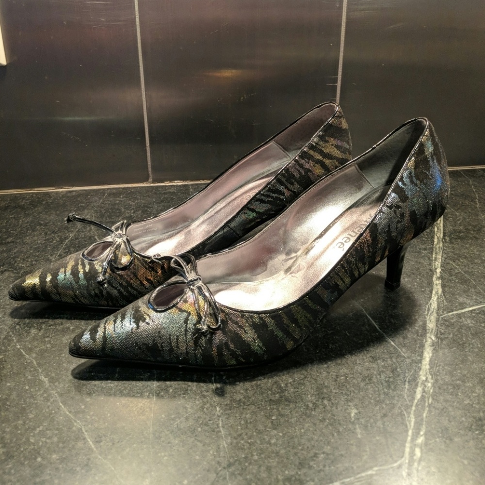 Women's shoes